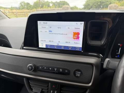Ford Transit Courier EcoBoost Limited - U124