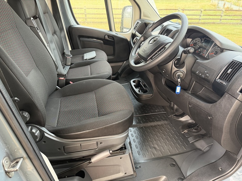 Vauxhall Movano CDTi 3500 BiTurbo Prime - U125