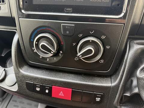 Vauxhall Movano CDTi 3500 BiTurbo Prime - U125