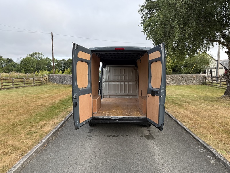 Vauxhall Movano CDTi 3500 BiTurbo Prime - U125