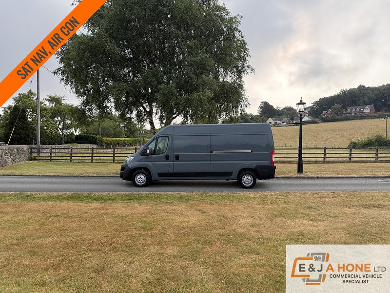 Vauxhall Movano CDTi 3500 BiTurbo Prime - U125