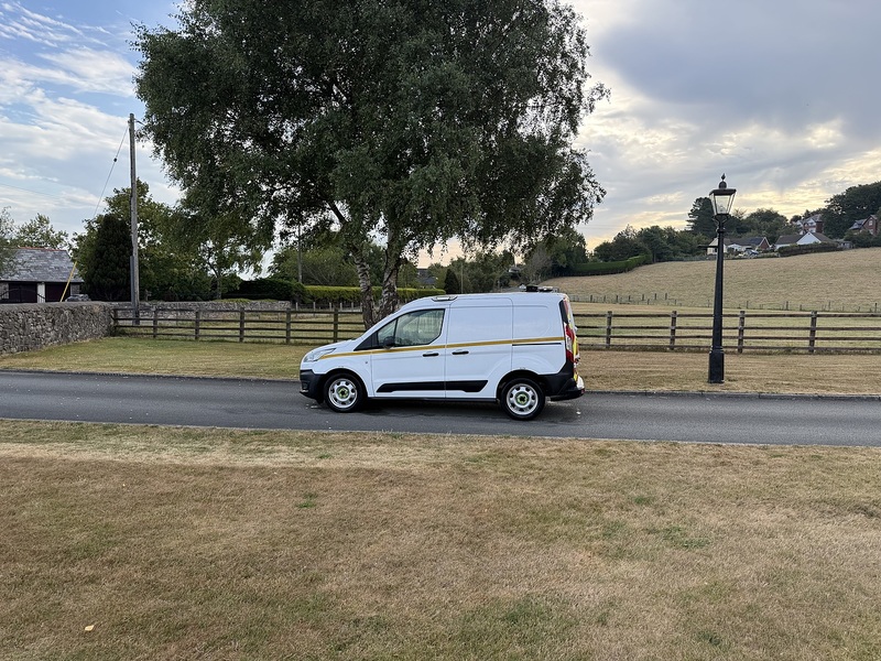 Ford Transit Connect 220 EcoBlue Leader - U126
