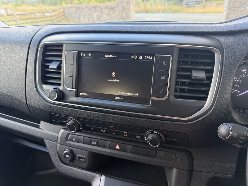 Vauxhall Vivaro Turbo D 2900 Pro - U128