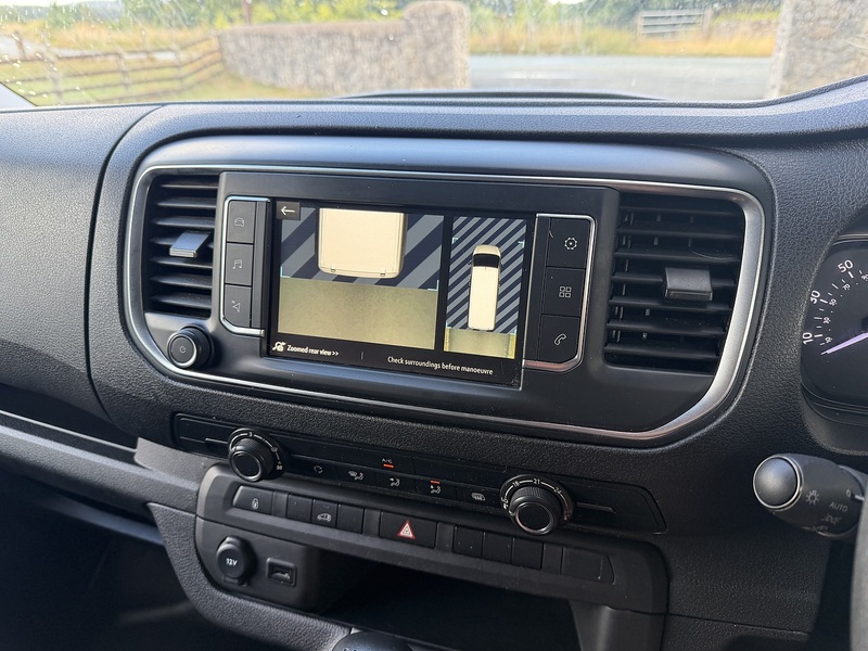 Vauxhall Vivaro Turbo D 2900 Pro - U128