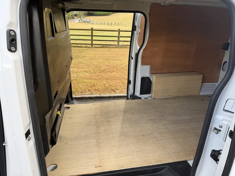 Vauxhall Vivaro Turbo D 2900 Pro - U128