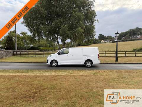 Vauxhall Vivaro 1.6 CDTi 2900 BiTurbo ecoTEC Panel Van 5dr Diesel Manual L2 H2 Euro 6 (s/s) (125 ps)