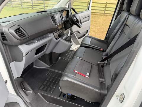 Citroen Dispatch BlueHDi 1000 Enterprise M - U129