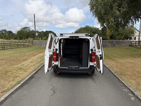 Citroen Dispatch BlueHDi 1000 Enterprise M - U129