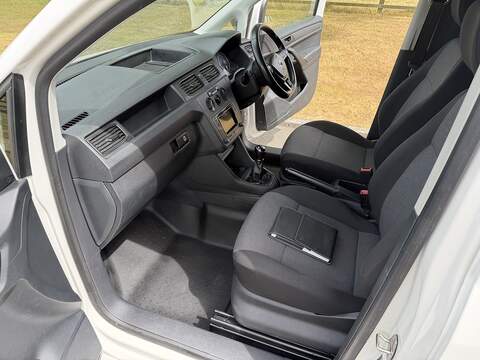 Volkswagen Caddy TDI C20 Startline - U130