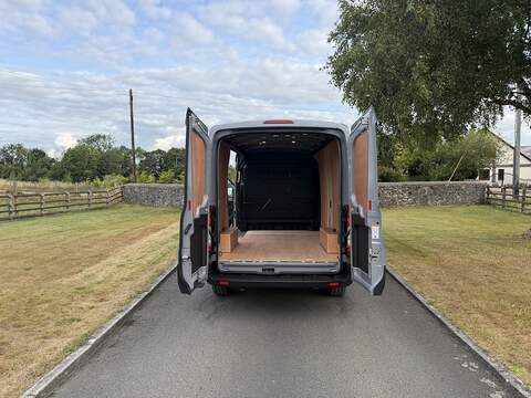 Ford E-Transit 350 Leader - U133