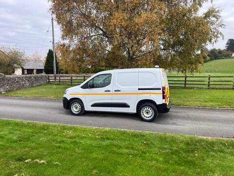 Fiat Doblo BlueHDi 1000Kg - U18