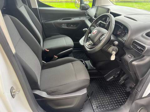 Fiat Doblo BlueHDi 1000Kg - U18