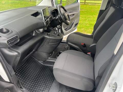 Fiat Doblo BlueHDi 1000Kg - U18