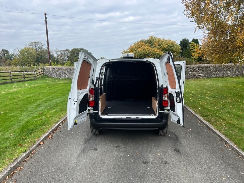 Fiat Doblo BlueHDi 1000Kg - U18