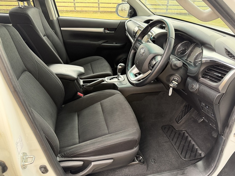 Toyota Hilux D-4D Icon - U19