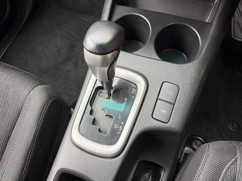 Toyota Hilux D-4D Icon - U19