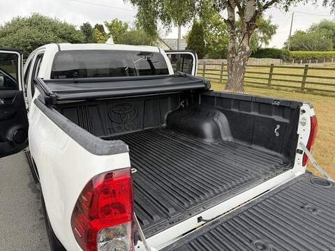 Toyota Hilux D-4D Icon - U19