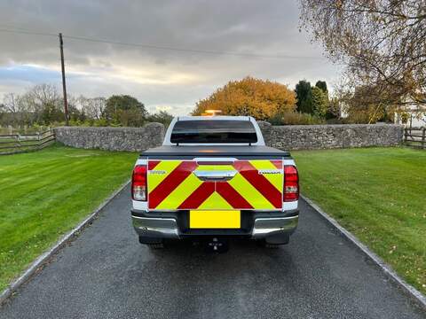 Toyota Hilux D-4D Icon - U19