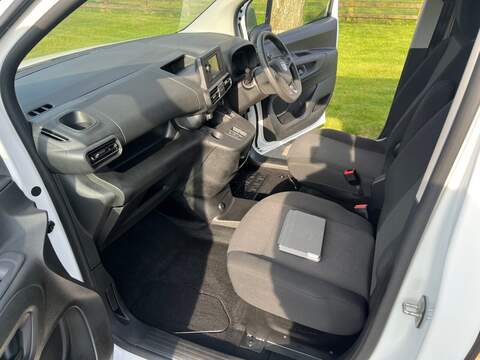Vauxhall Combo Electric 2300 Dynamic - U2