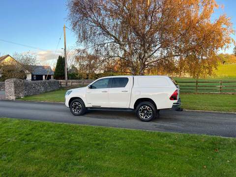 Toyota Hilux D-4D Invincible - U20