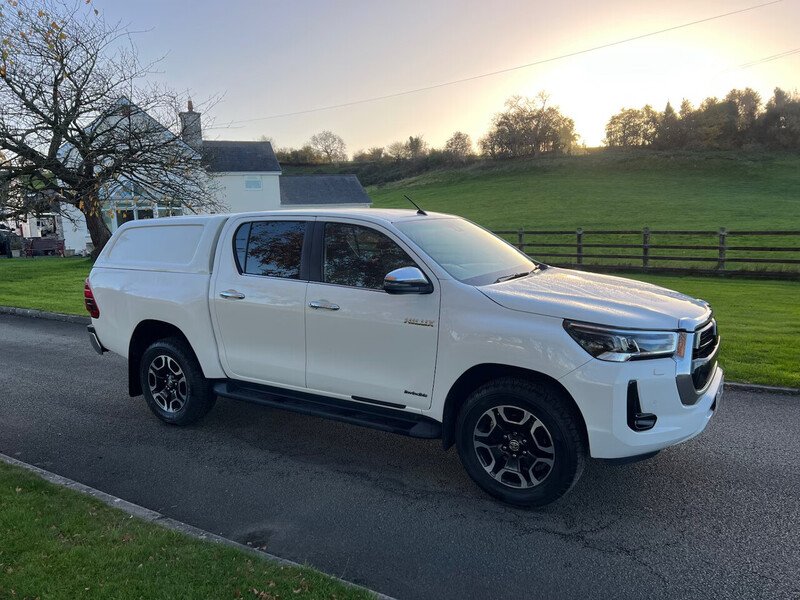 Toyota Hilux D-4D Invincible - U20