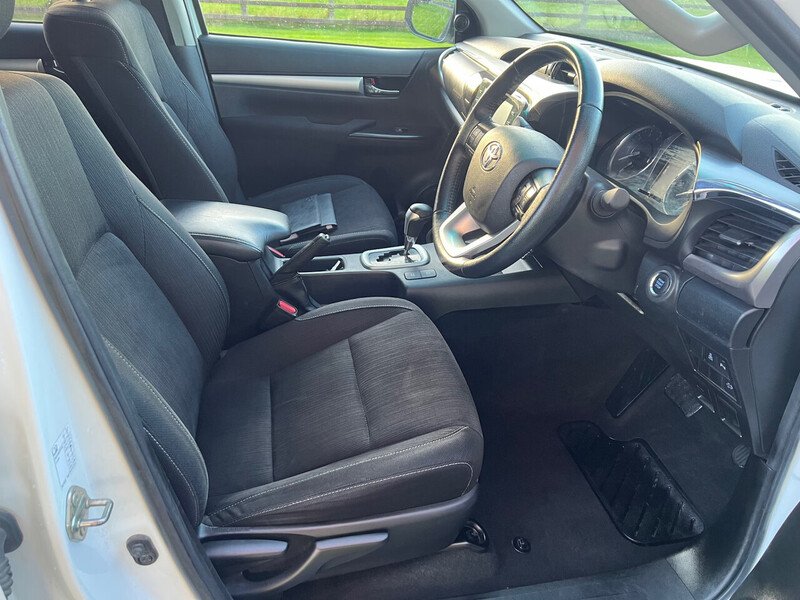 Toyota Hilux D-4D Invincible - U20