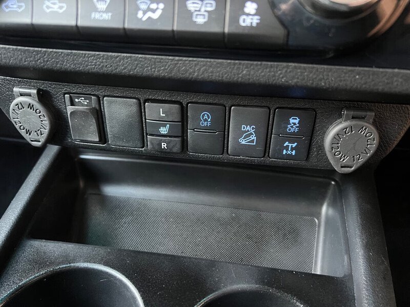 Toyota Hilux D-4D Invincible - U20