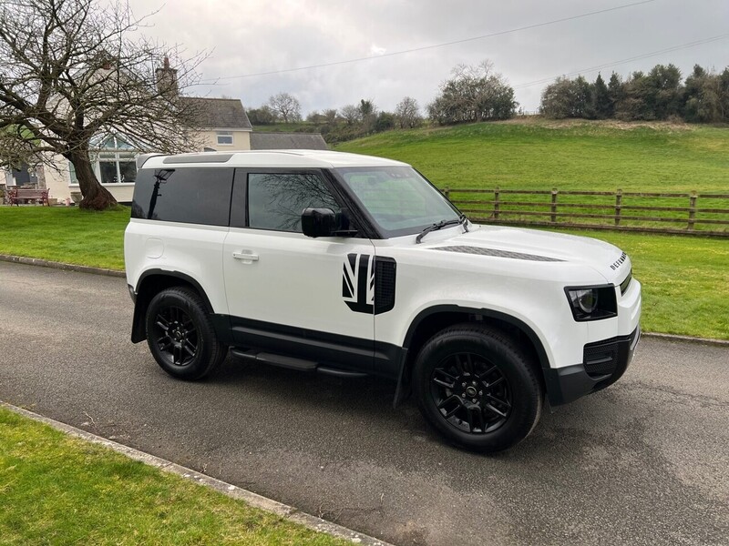 Land Rover Defender 90 D250 MHEV S - U21