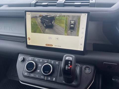 Land Rover Defender 90 D250 MHEV S - U21