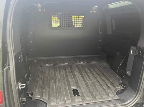 Land Rover Defender 90 D250 MHEV S - U21