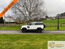 Land Rover Defender 90