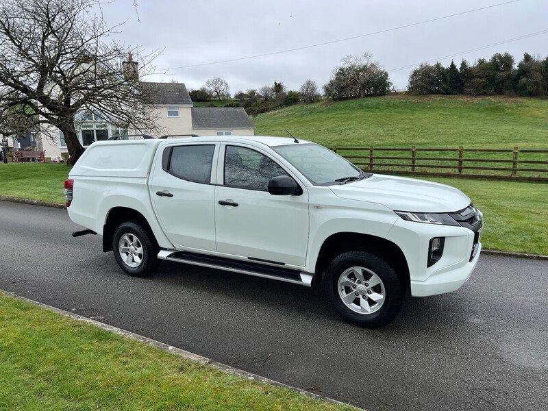 Mitsubishi L200 DI-D DC 4Life - U23