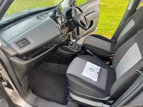 Fiat Doblo MultiJetII Active - U24