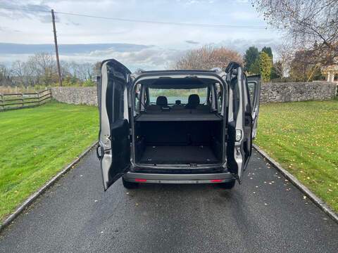Fiat Doblo MultiJetII Active - U24