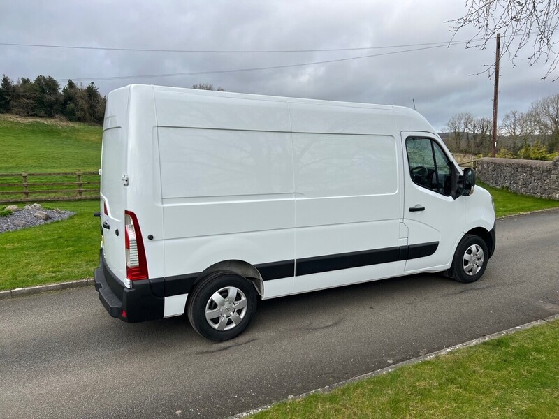 Nissan Interstar dCi 35 Tekna - U25