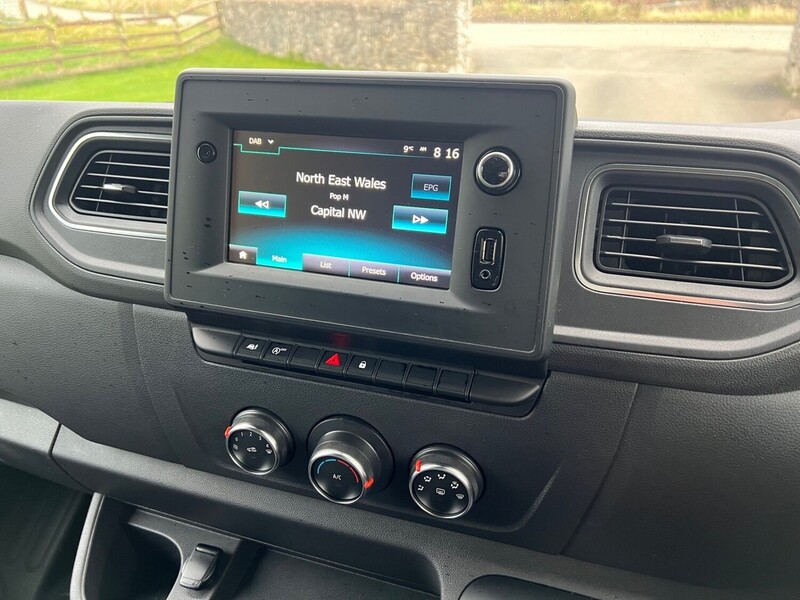 Nissan Interstar dCi 35 Tekna - U25
