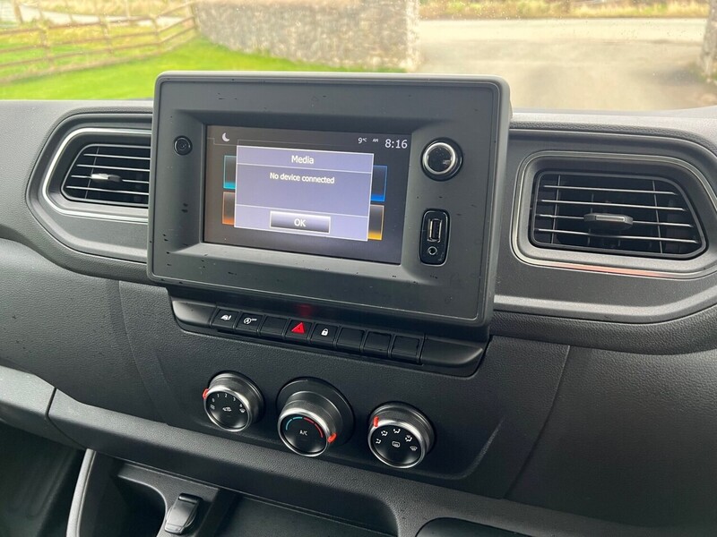 Nissan Interstar dCi 35 Tekna - U25