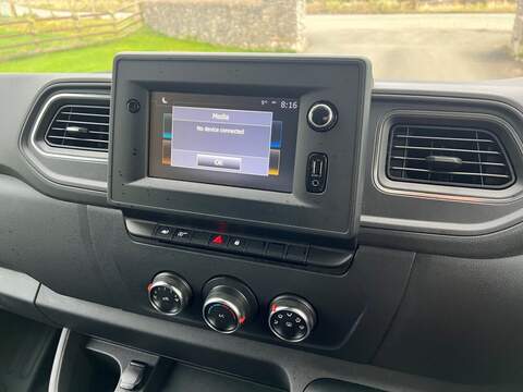 Nissan Interstar dCi 35 Tekna - U25