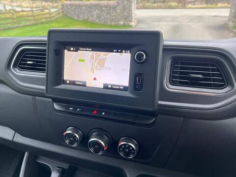 Nissan Interstar dCi 35 Tekna - U25