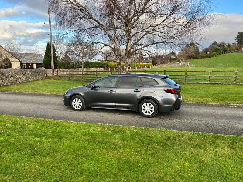 Toyota Corolla VVT-h - U26