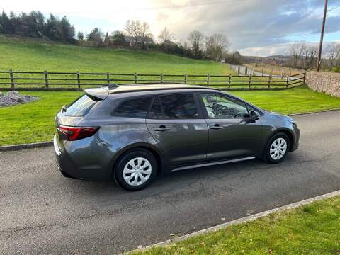 Toyota Corolla VVT-h - U26