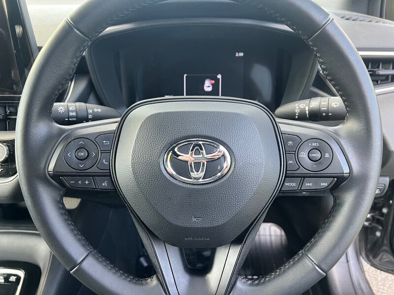 Toyota Corolla VVT-h - U26