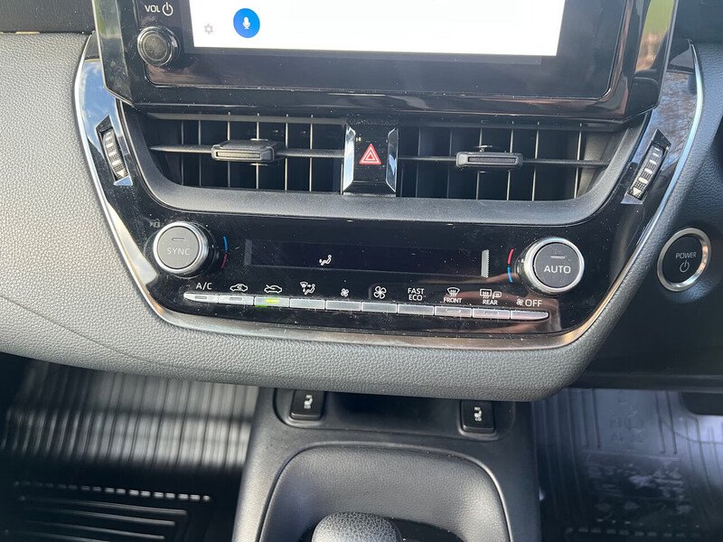 Toyota Corolla VVT-h - U26