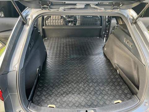 Toyota Corolla VVT-h - U26