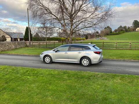 Toyota Corolla VVT-h - U27