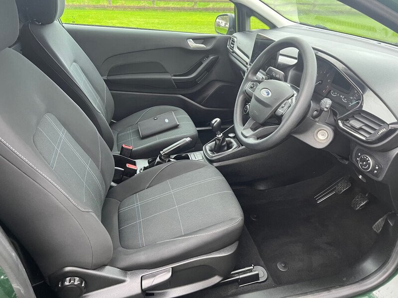 Ford Fiesta Van EcoBoost - U28