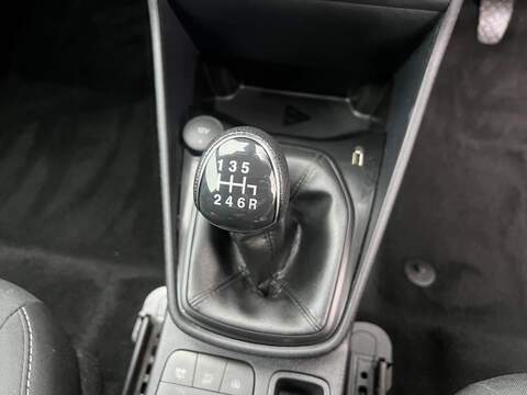 Ford Fiesta Van EcoBoost - U28