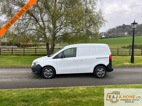 Mercedes-Benz Citan 1.5 109 CDI Pure Panel Van 5dr Diesel Manual L2 Euro 6 (94 ps)