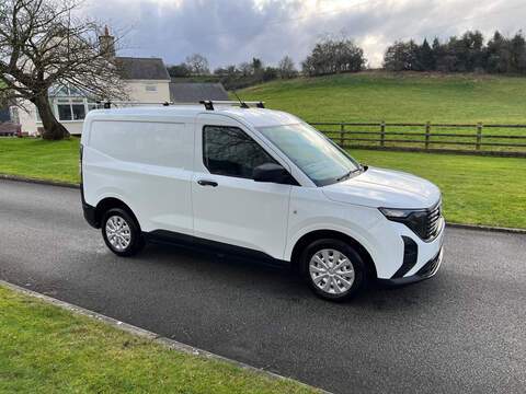 Ford Transit Courier EcoBoost Leader - U30