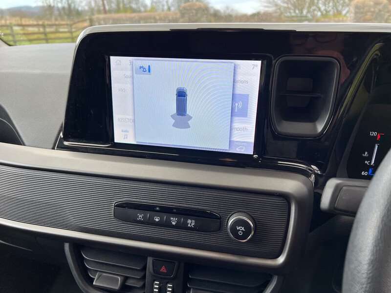 Ford Transit Courier EcoBoost Leader - U30